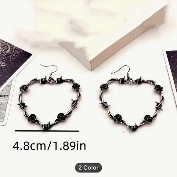 Thorn Rose Heart Shaped Earrings - Picture 2 of 2